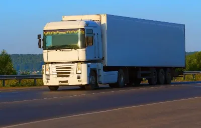 İzmir ile Nevşehir Arası Öğrenci Eşyası Taşıma